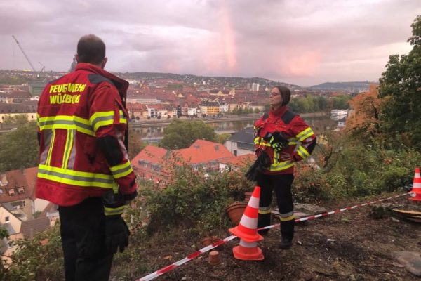 Kellerbrand über den Dächern von Würzburg – Gemeinschaftsübung mit dem LZ2